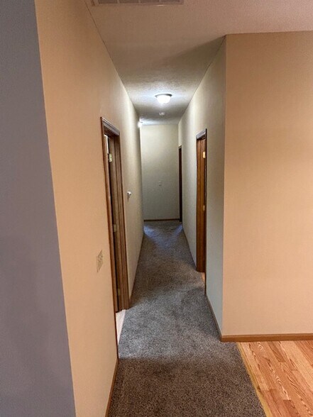 Building Photo - 1529 Williamsburg Pl