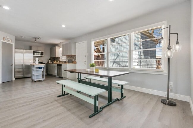 Building Photo - 4804 44th St