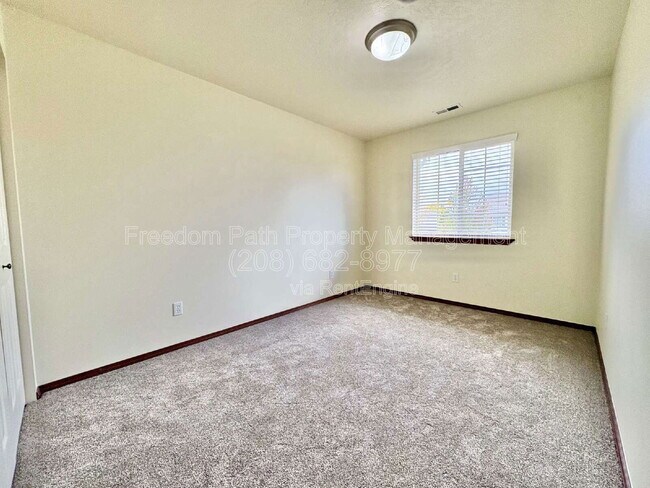 Building Photo - 6587 N Harris Hawk Ln