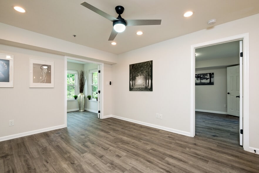 Building Photo - 3315 Wyndham Cir