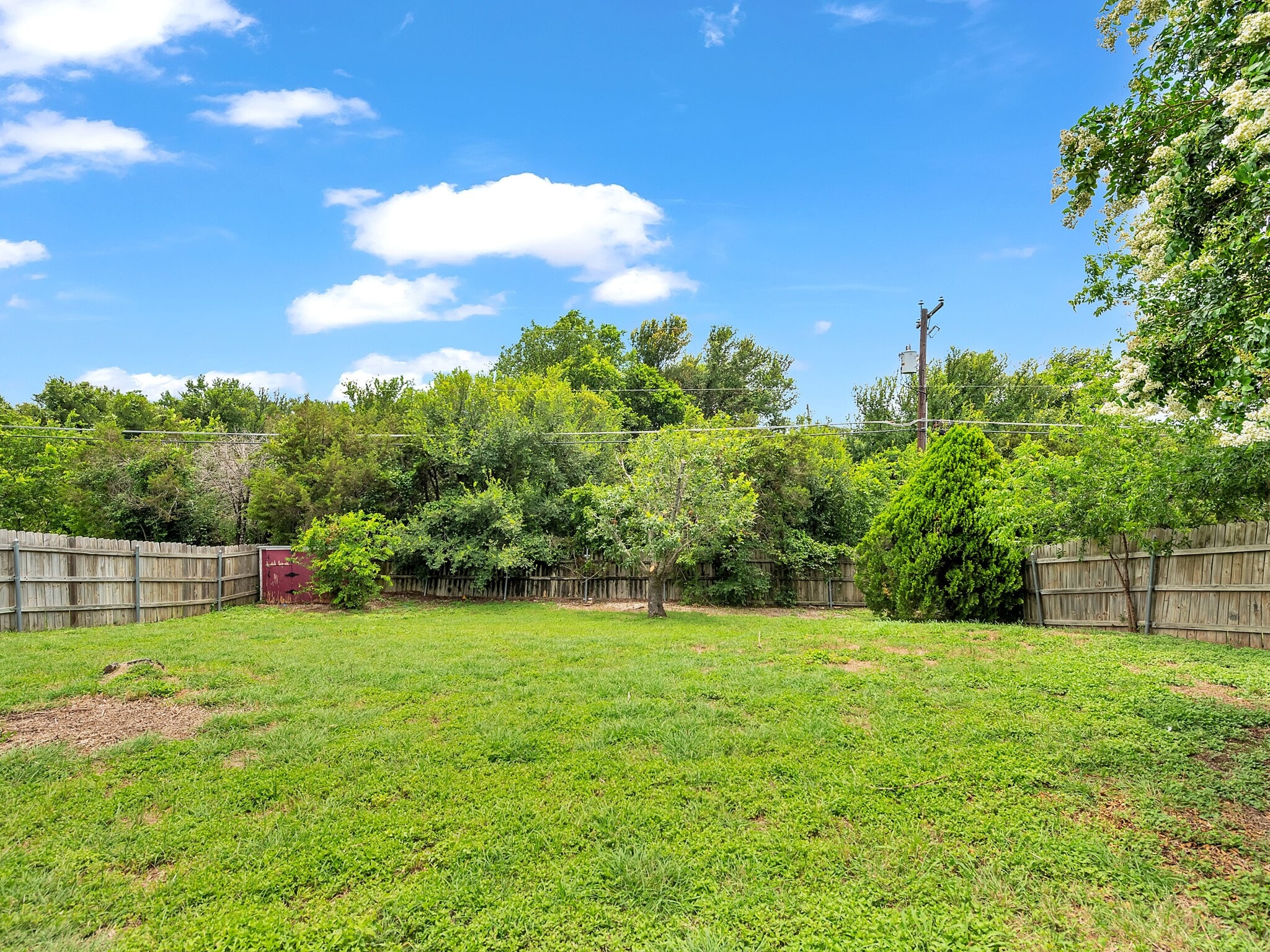 Building Photo - 5421 Teal Dr
