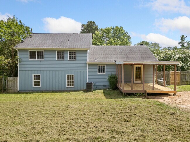 Building Photo - 58 6th Ave