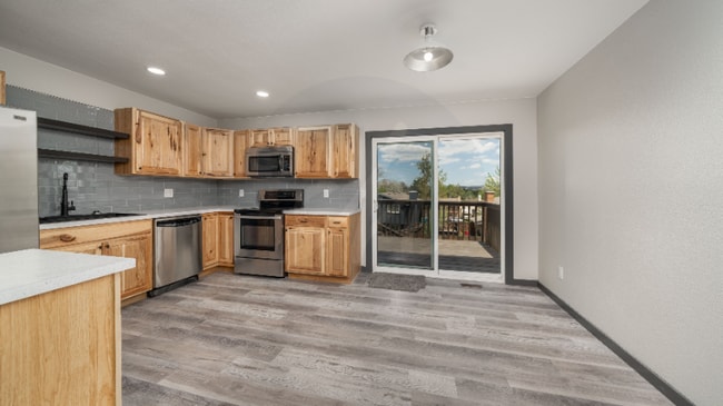 Building Photo - 1050 Valkenburg Dr