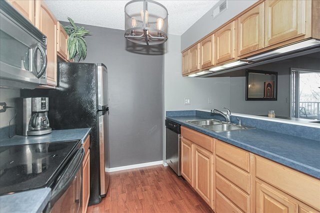 Building Photo - 511 Aurora Ave