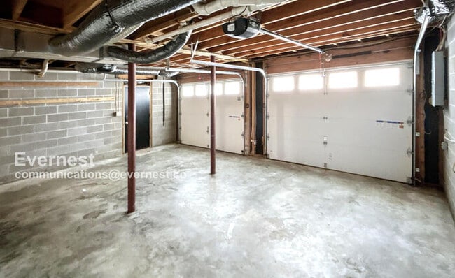 Building Photo - 5056 Little Turtle Dr