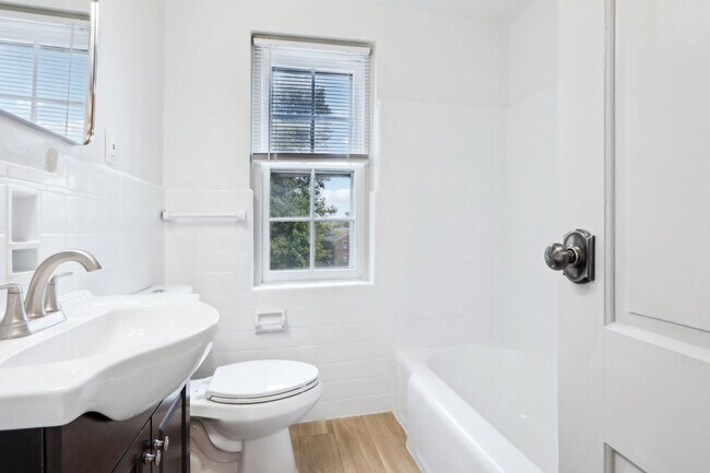 Building Photo - 2815 Woodpipe Ln