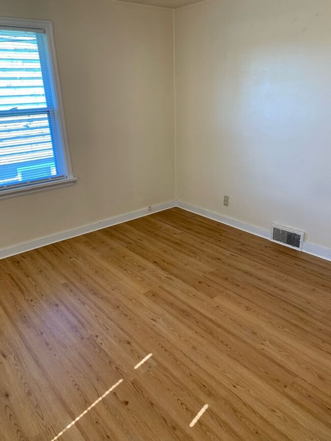 Building Photo - Magnolia Townhouse