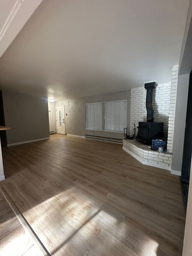 Building Photo - Hidden Gem in Peaceful Forest Setting- Pet Friendly!