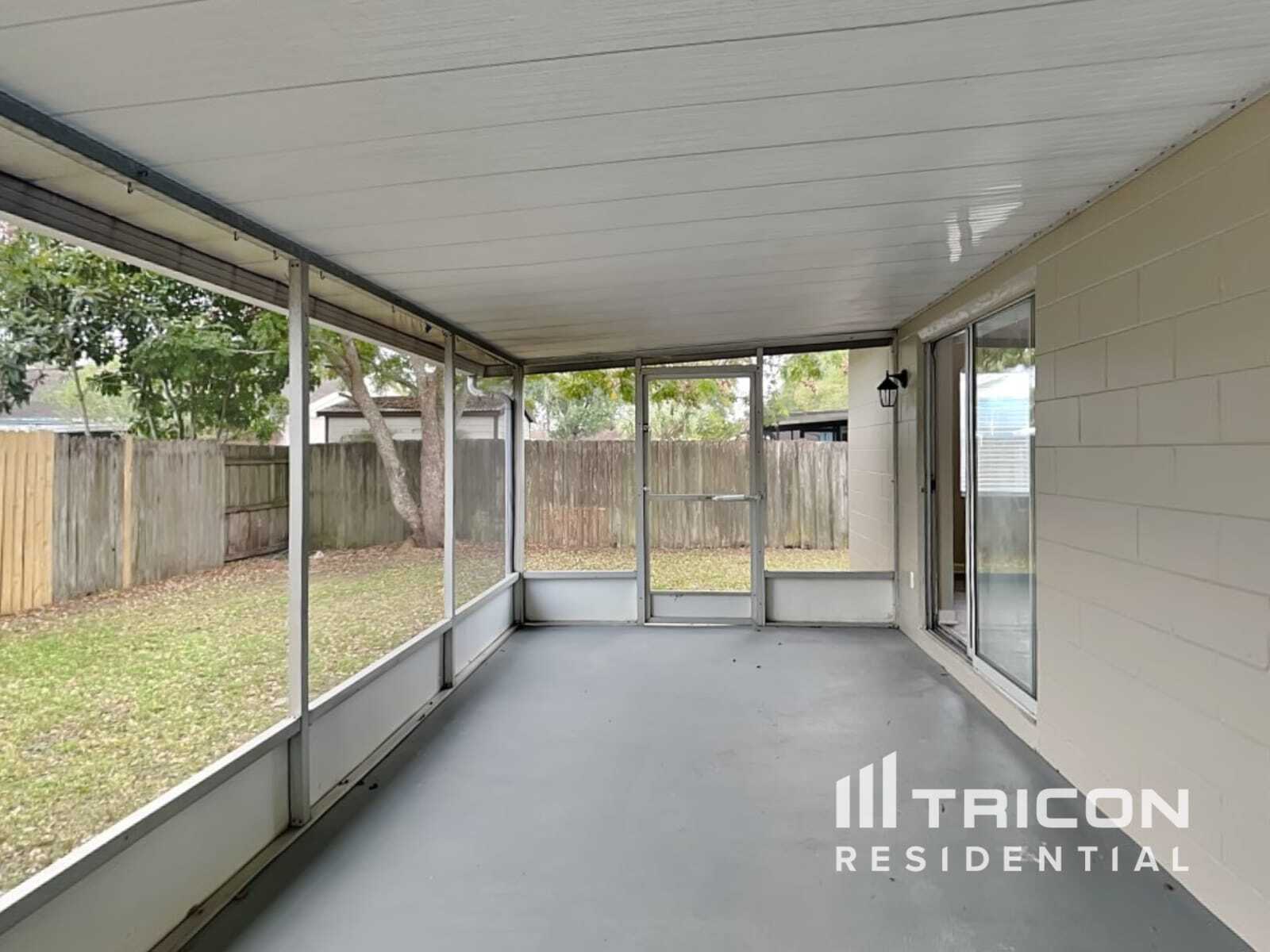 Building Photo - 405 Silver Hill Dr