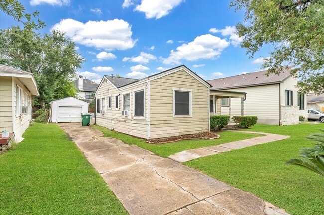 Building Photo - 3530 Griggs Rd