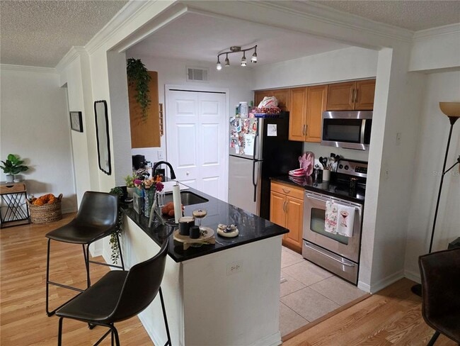 Building Photo - 3301 Haviland Ct