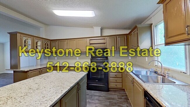 Building Photo - Lovely 4-bedroom, 2-bath home offering 2,048 sq ft on 1.21 scenic acres in Georgetown!