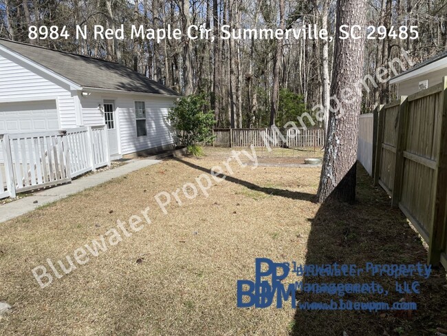 Building Photo - 8984 N Red Maple Cir