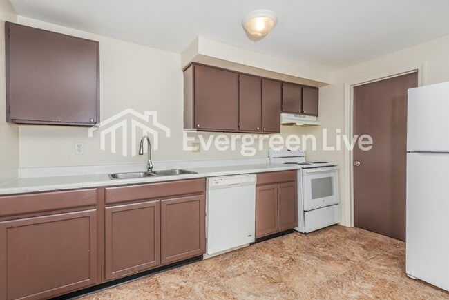 Building Photo - 8053 Mt Aetna St