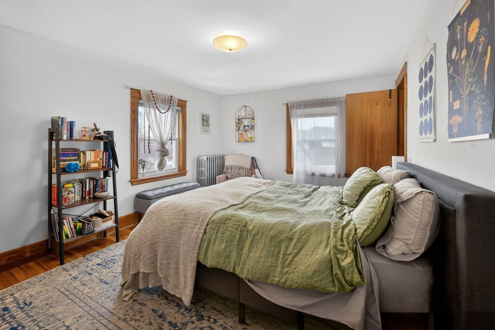 Building Photo - 27 South Crescent Circuit