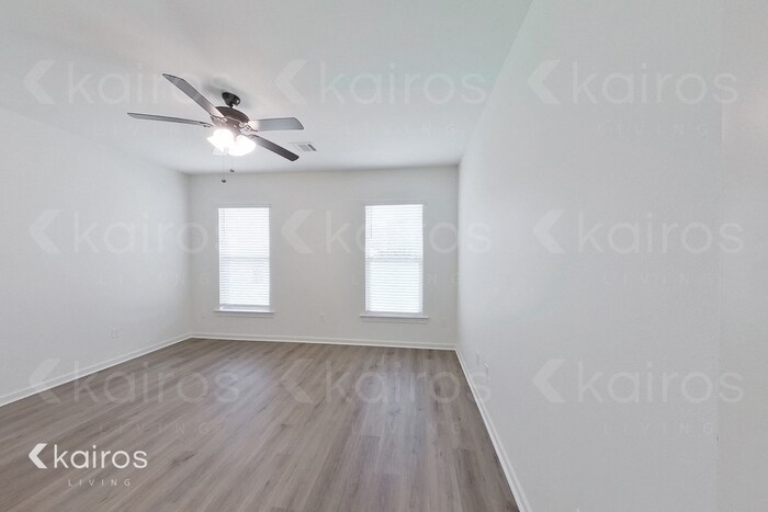 Building Photo - 114 Teddy Ln