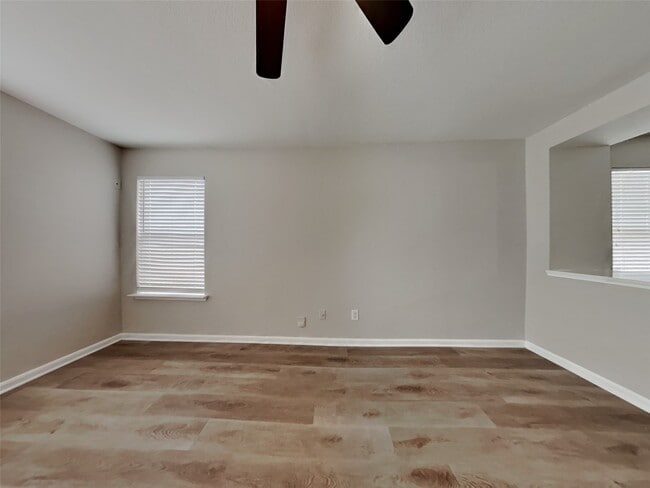 Building Photo - 22110 Orchard Dale Dr