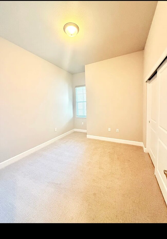 Building Photo - 1521 Wadsworth Cir
