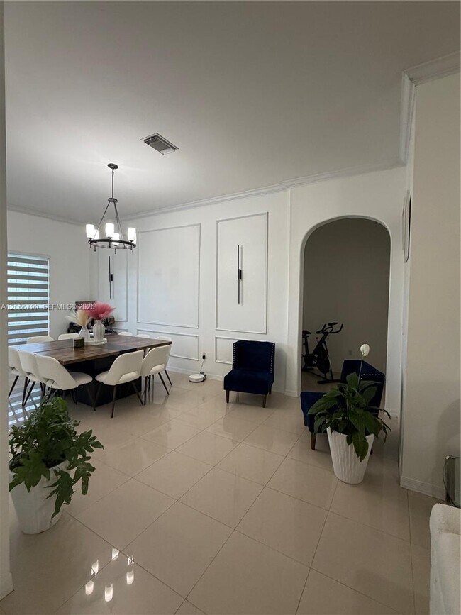 Building Photo - 8208 SW 166th Pl