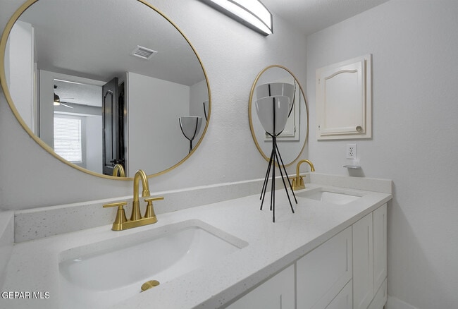 Building Photo - 7413 Le Conte Dr