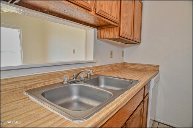 Building Photo - 10809 Jadestone St