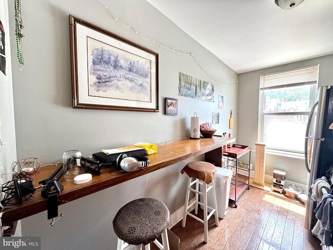 Building Photo - 2228 Fairmount Ave