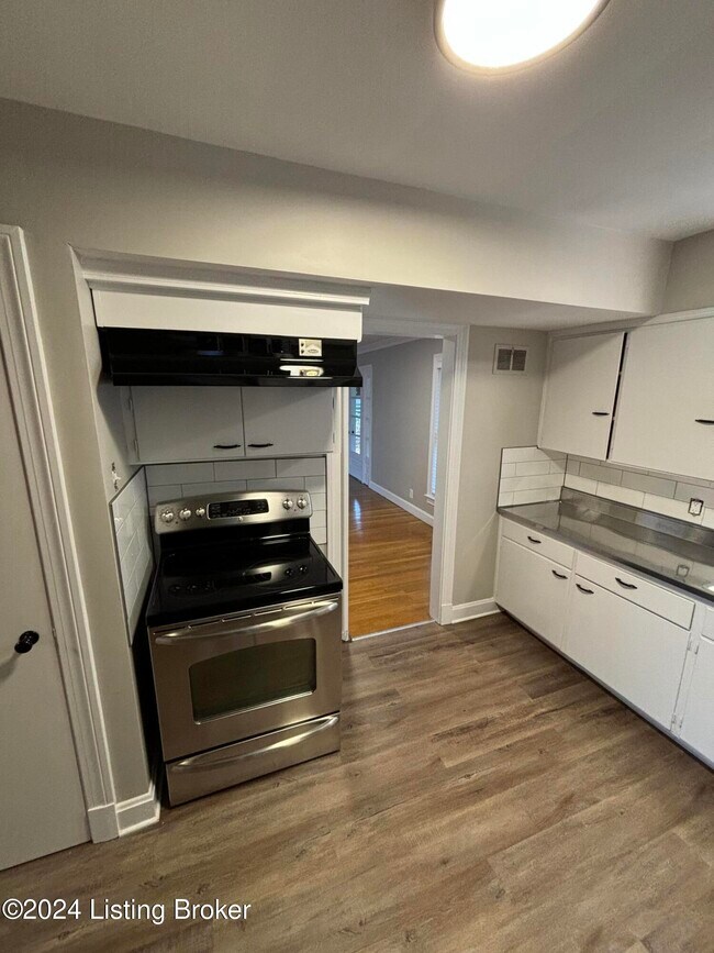 Building Photo - 4187 Westport Rd