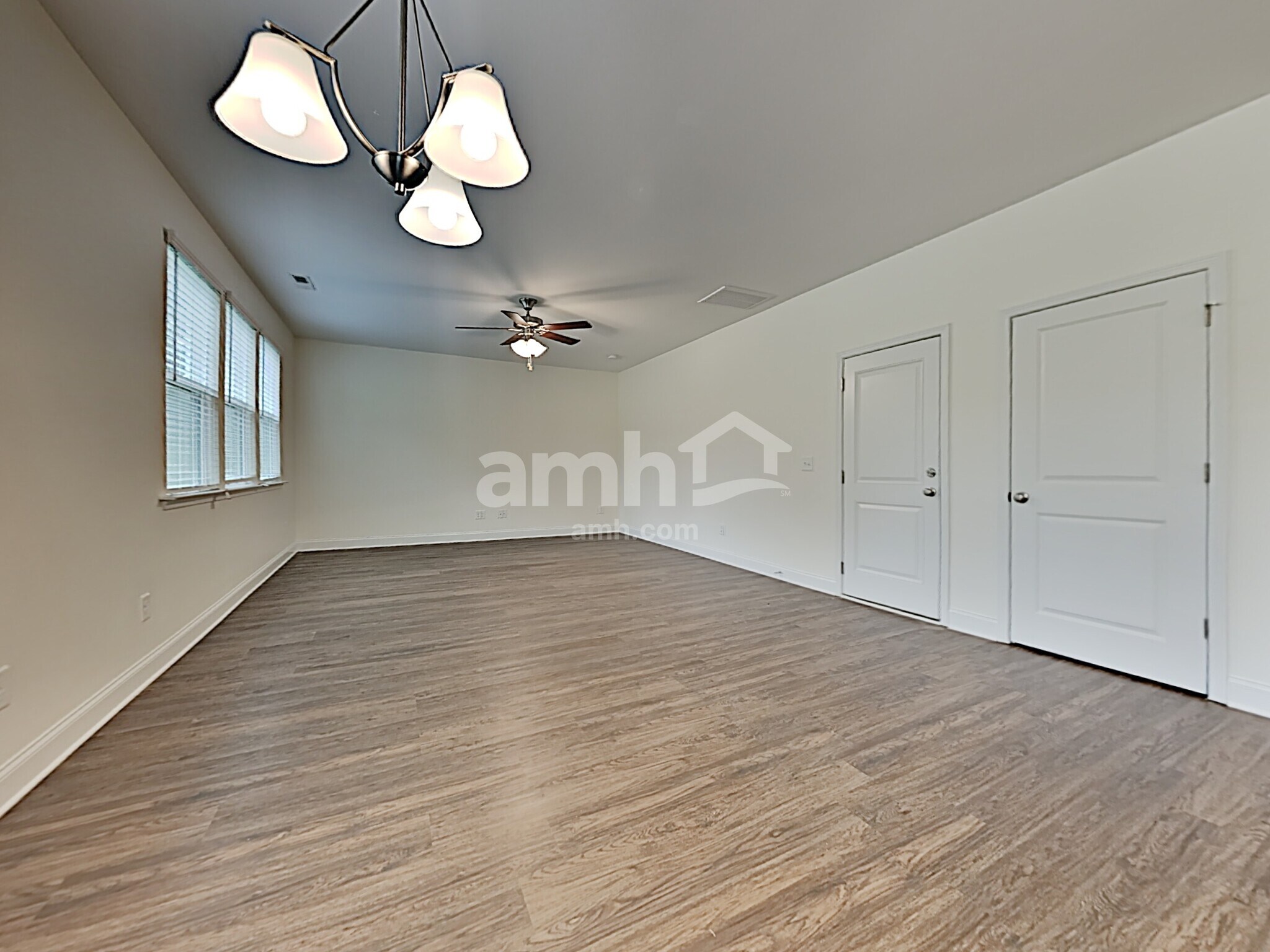 Building Photo - 127 Pullen Dr