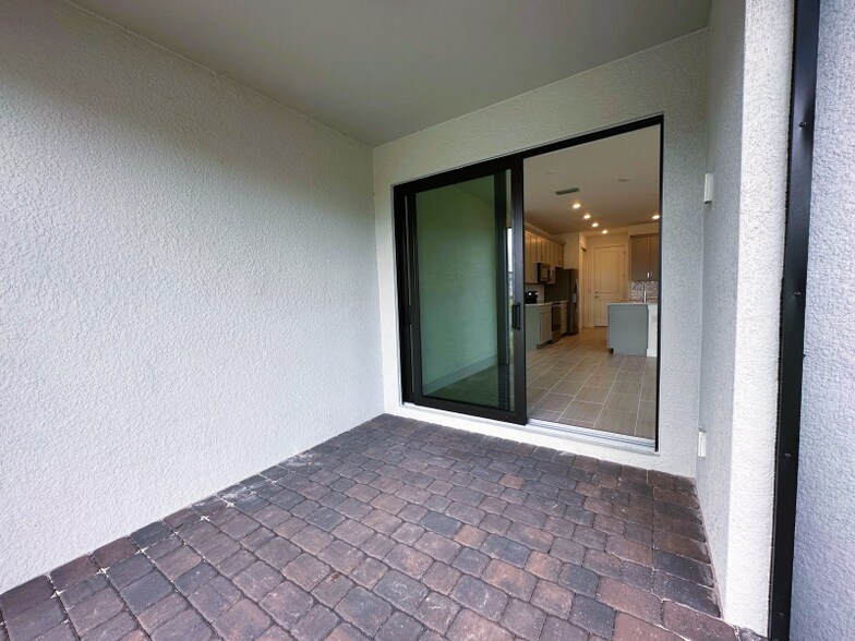 Building Photo - 4271 Sonoma Oaks Wy