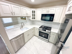 Building Photo - 3 Bedroom house with garage in North East,...