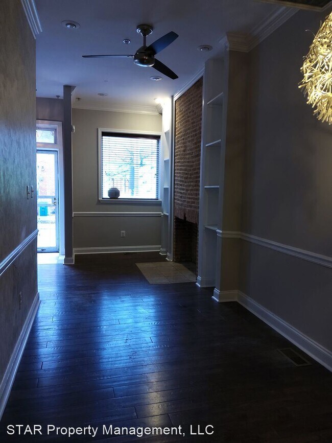 Building Photo - 2 br, 2 bath House - 1011 W. Cross St. - 1