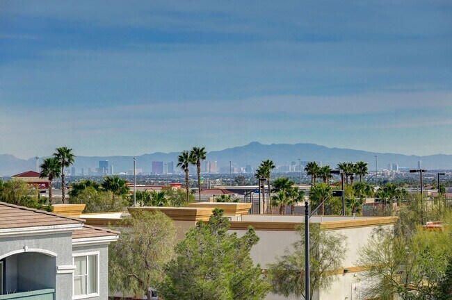 Building Photo - LOCATION! LOCATION! LOCATION! Move-in ready 2-bedroom condo in Centennial Hills!