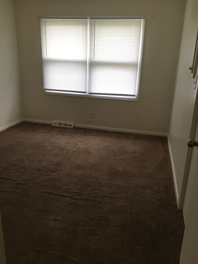 Building Photo - 1603 NW 4th St