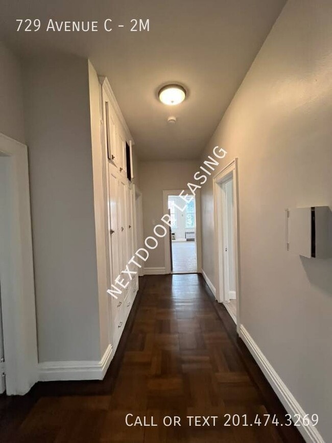 Building Photo - 729 Avenue C