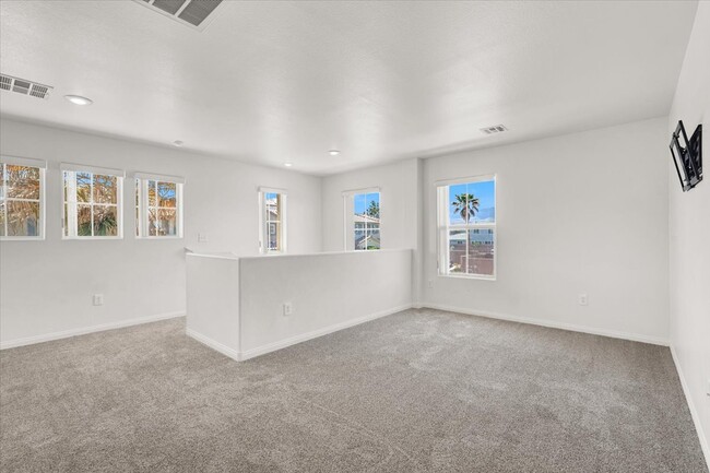 Building Photo - 9376 Fort Bayard Ave