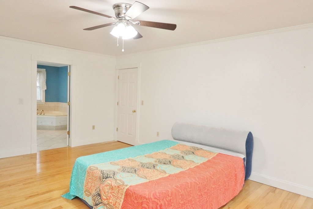 Building Photo - 21 Longmeadow Dr