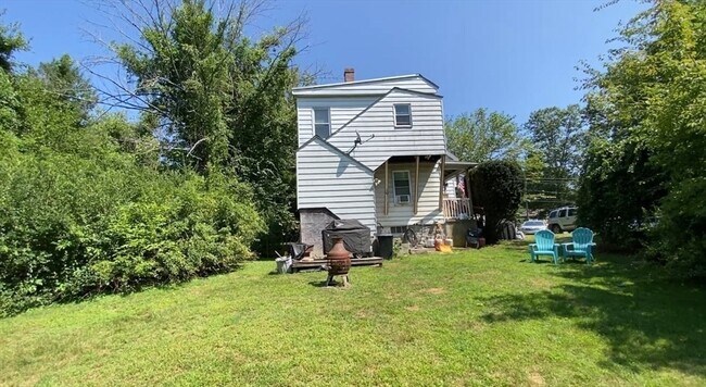 Building Photo - 70 Higley Rd