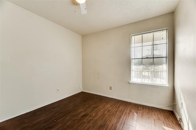 Building Photo - 108 E Cedar St