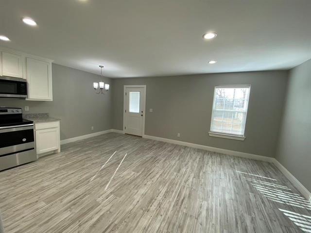 Building Photo - 1022 W Shepherd St