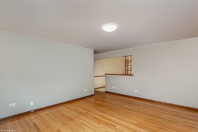 Building Photo - 3619 W 120th St