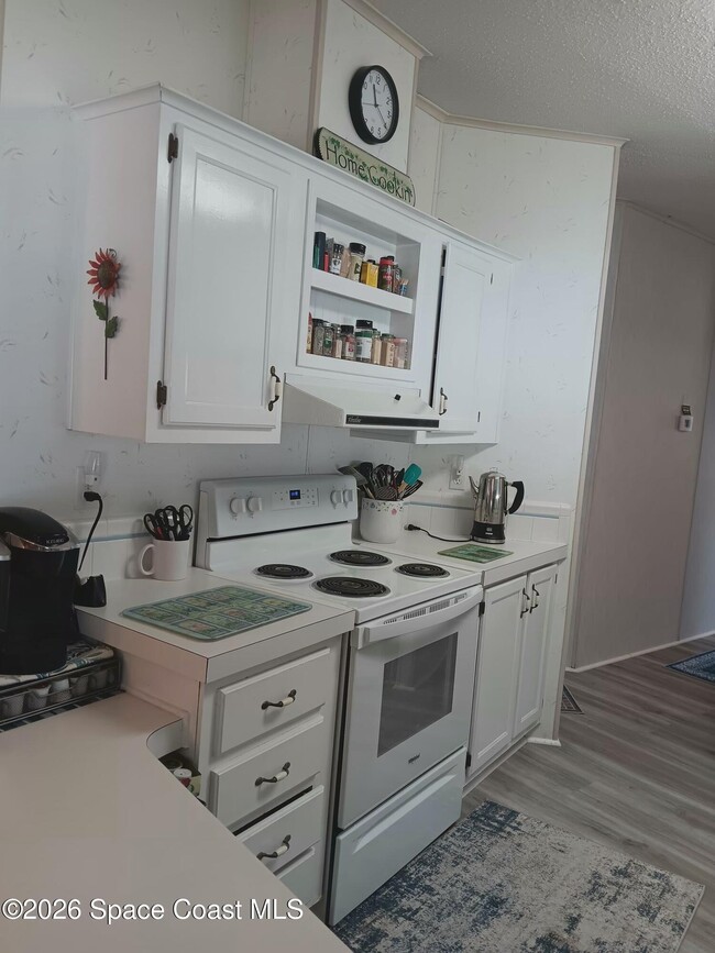 Building Photo - 7606 Cedar Bark Rd