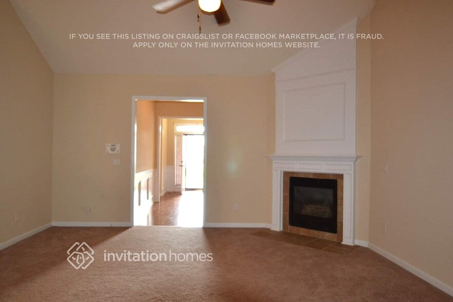 Building Photo - 720 Lavender Ln