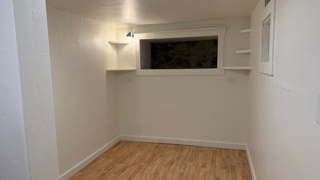 Building Photo - 678 S Dakota St