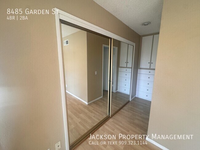 Building Photo - 8485 Garden St