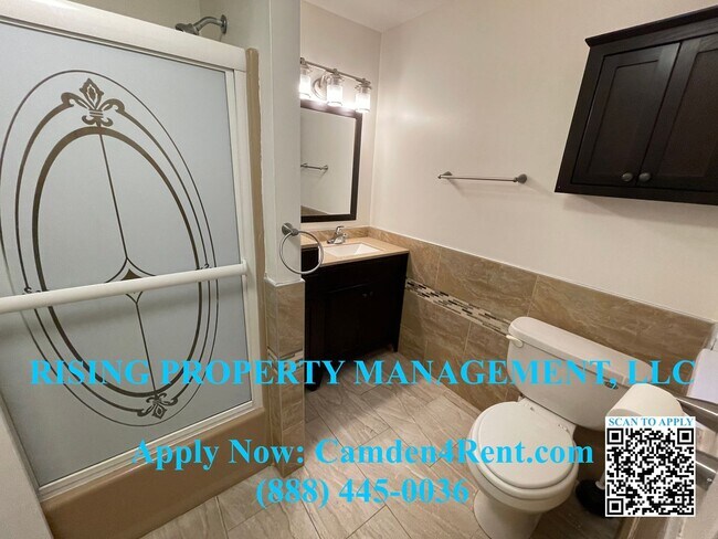 Building Photo - 440 Chambers Ave