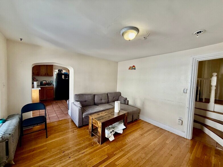 Building Photo - 48 Allston St