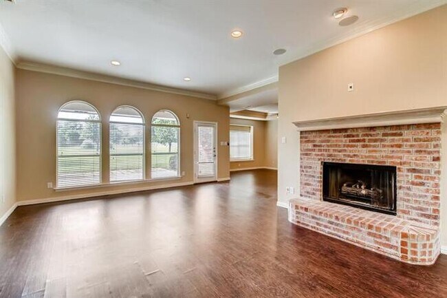 Building Photo - 1150 Retama Park Dr, Terrell, TX, 75160