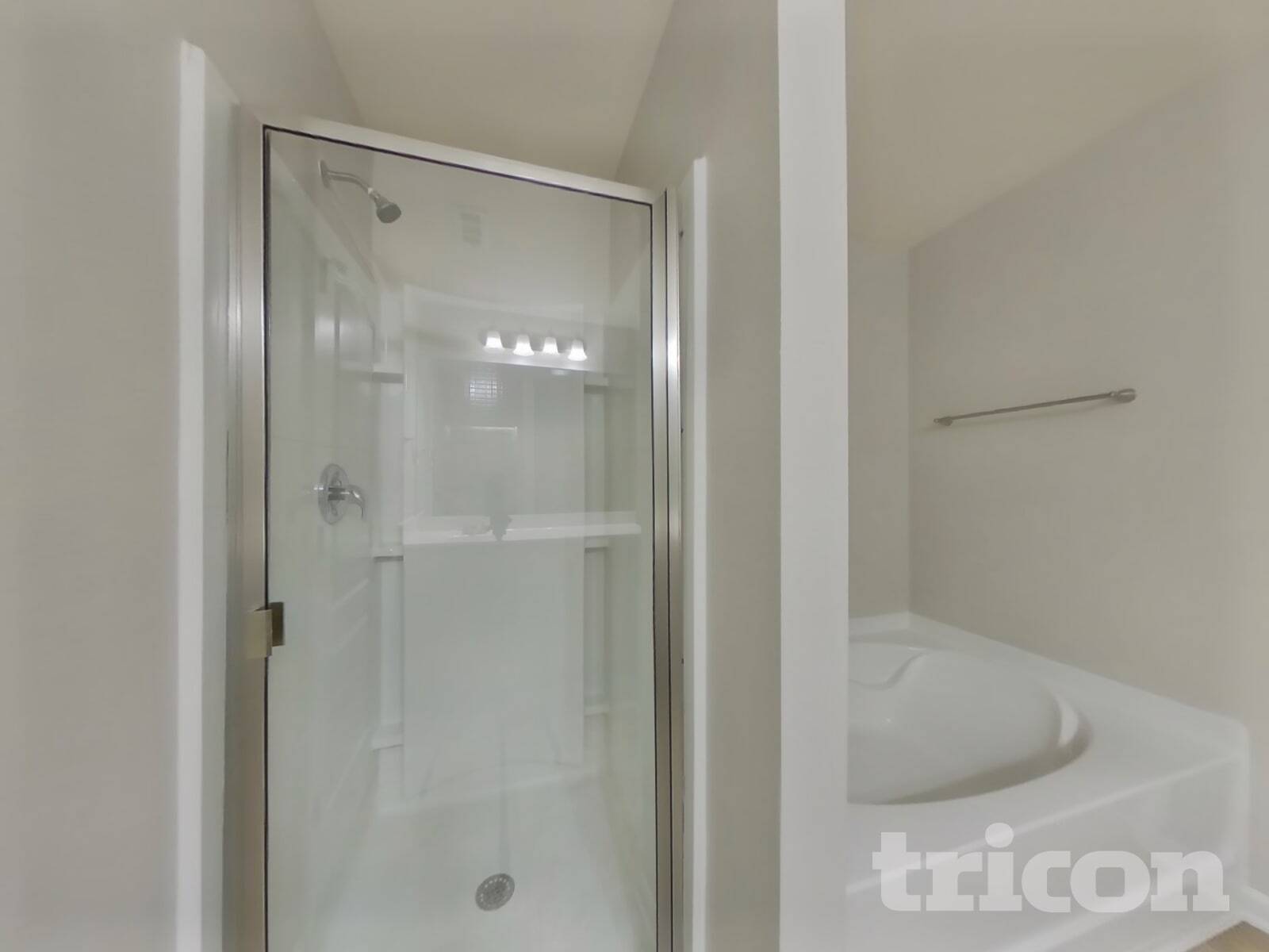 Building Photo - 2245 Bee Hive Dr