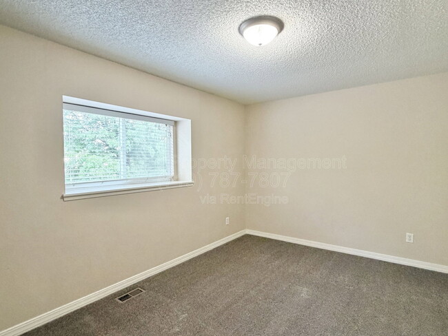 Building Photo - 2486 Astrozon Cir
