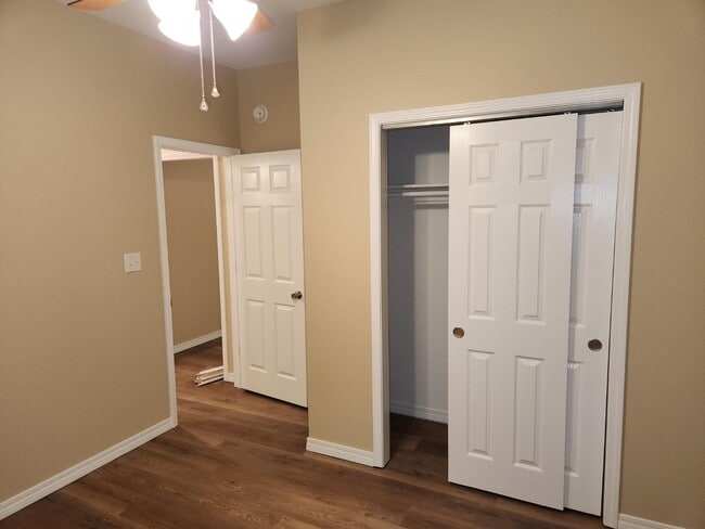 Building Photo - 4925 Catahoula Dr